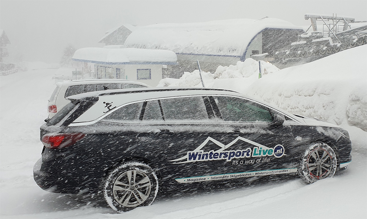 Sneeuwkettingen bij veel sneeuw